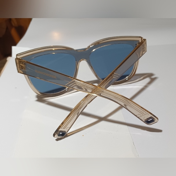 INDESCRATCHABLES / RENEW CRYSTAL ICICLE SUNGLASSES - Picture 7 of 7